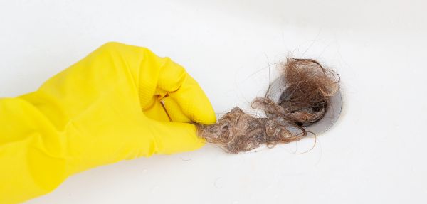 Latex gloves to remove hair 