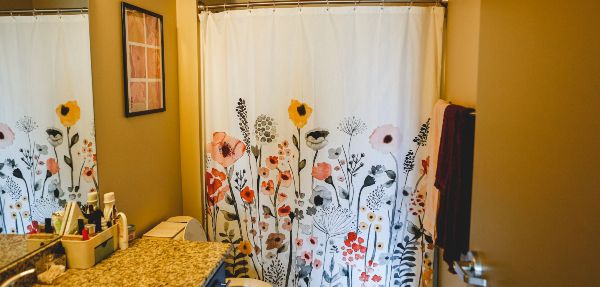 Bathroom summer décor 