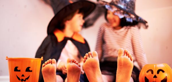 Children 'witch' feet