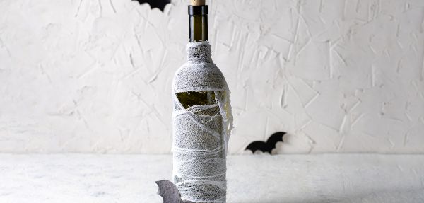 Halloween bottle decoration