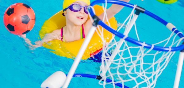 Pool basketball