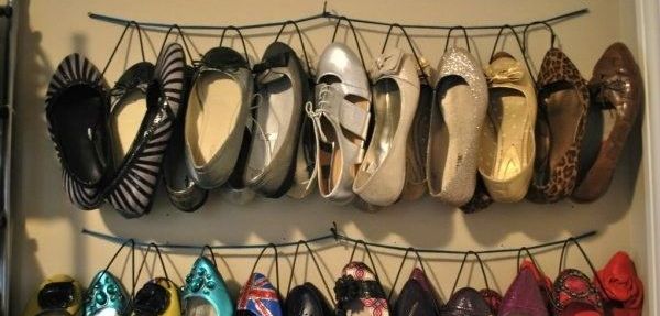 Hanging shoe storage