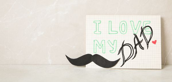 "I love my dad" message on card