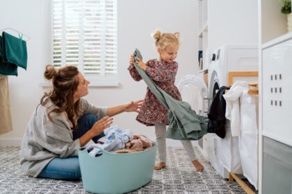 Quick and Easy Spring Cleaning Tips for Busy Moms