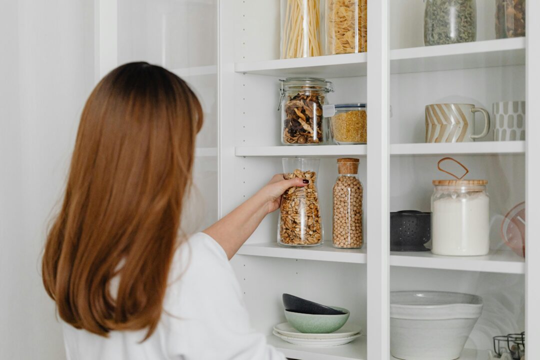 The Best Way to Clean and Organise Your Kitchen Cabinets